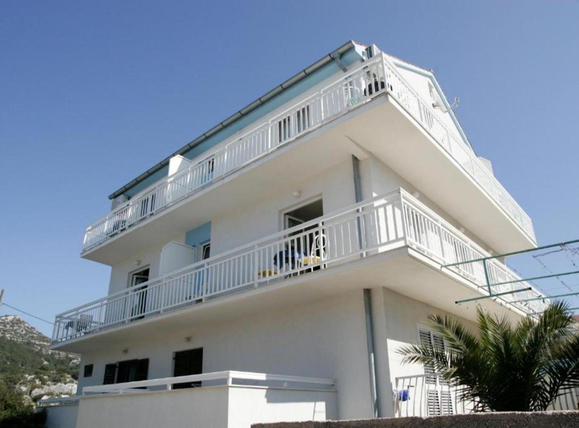 Apartments Trogrlic Хвар Стая снимка
